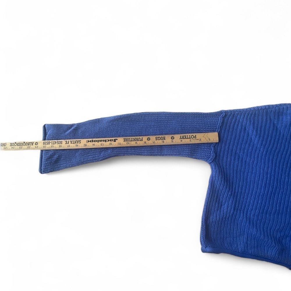 Wild Fable Cropped Blue Crew Neck Sweater - Picture 5 of 6